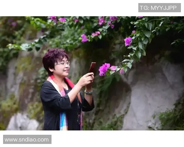 滑板女将赵娜的成长之路与梦想追逐的精彩对话